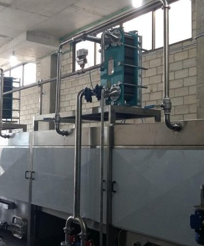 Pasteurizing, warming and cooling tunnels